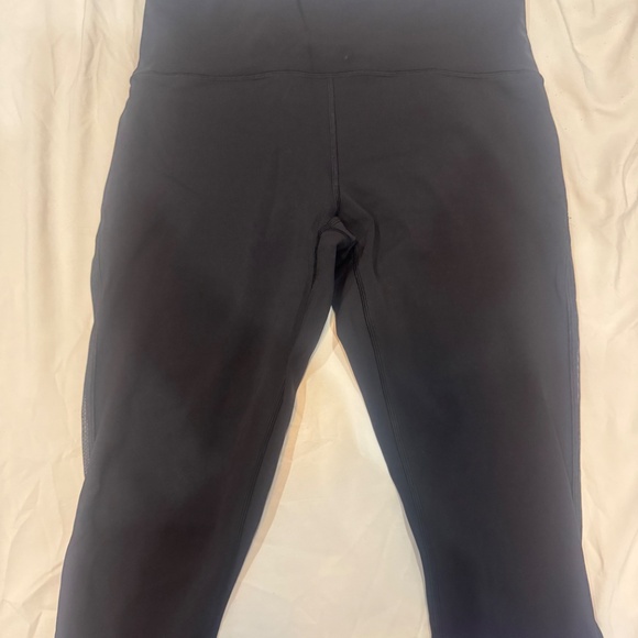 Lululemon Cropped Leggings - Picture 2 of 5